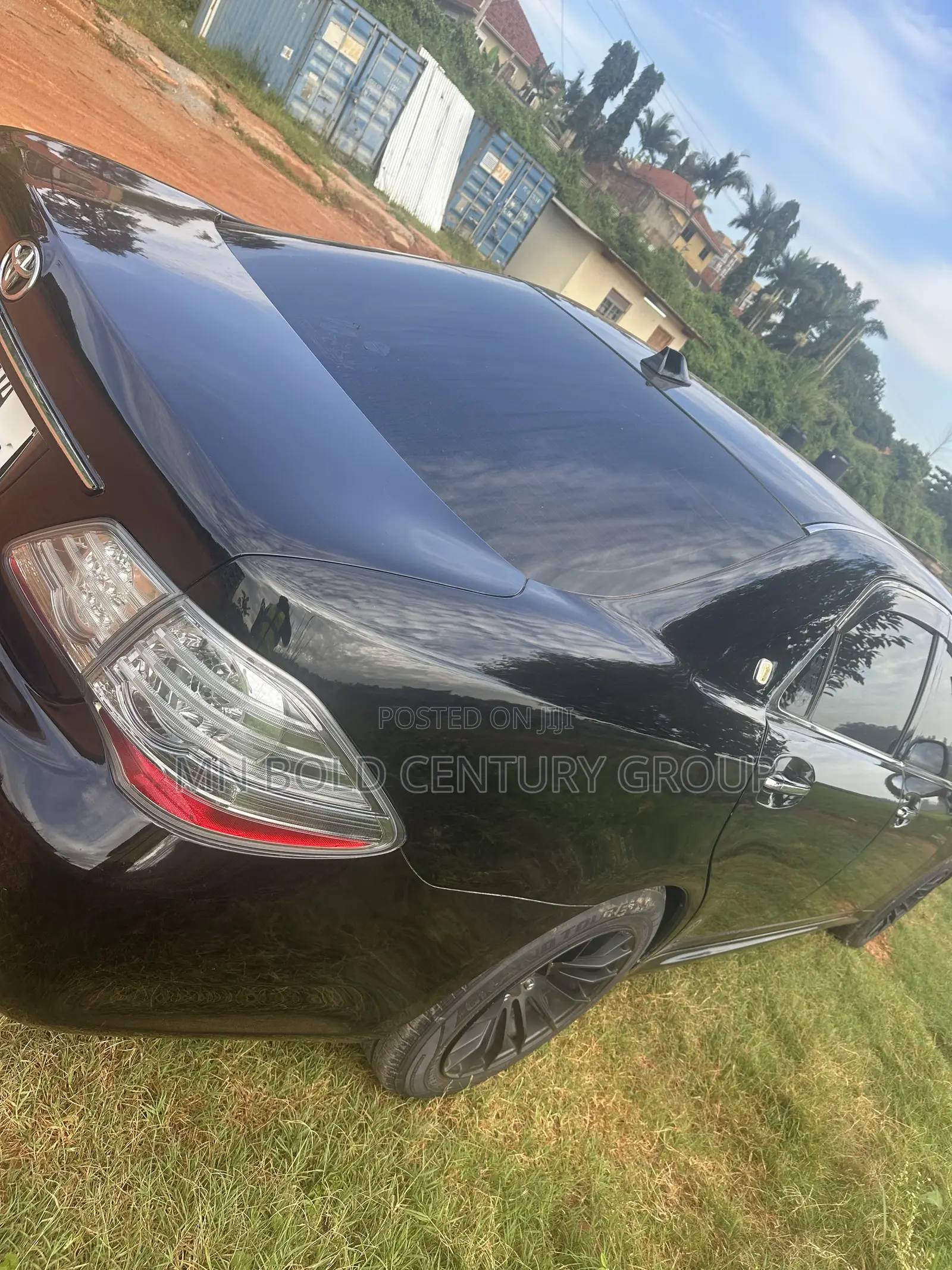 Toyota Crown 2010 Black