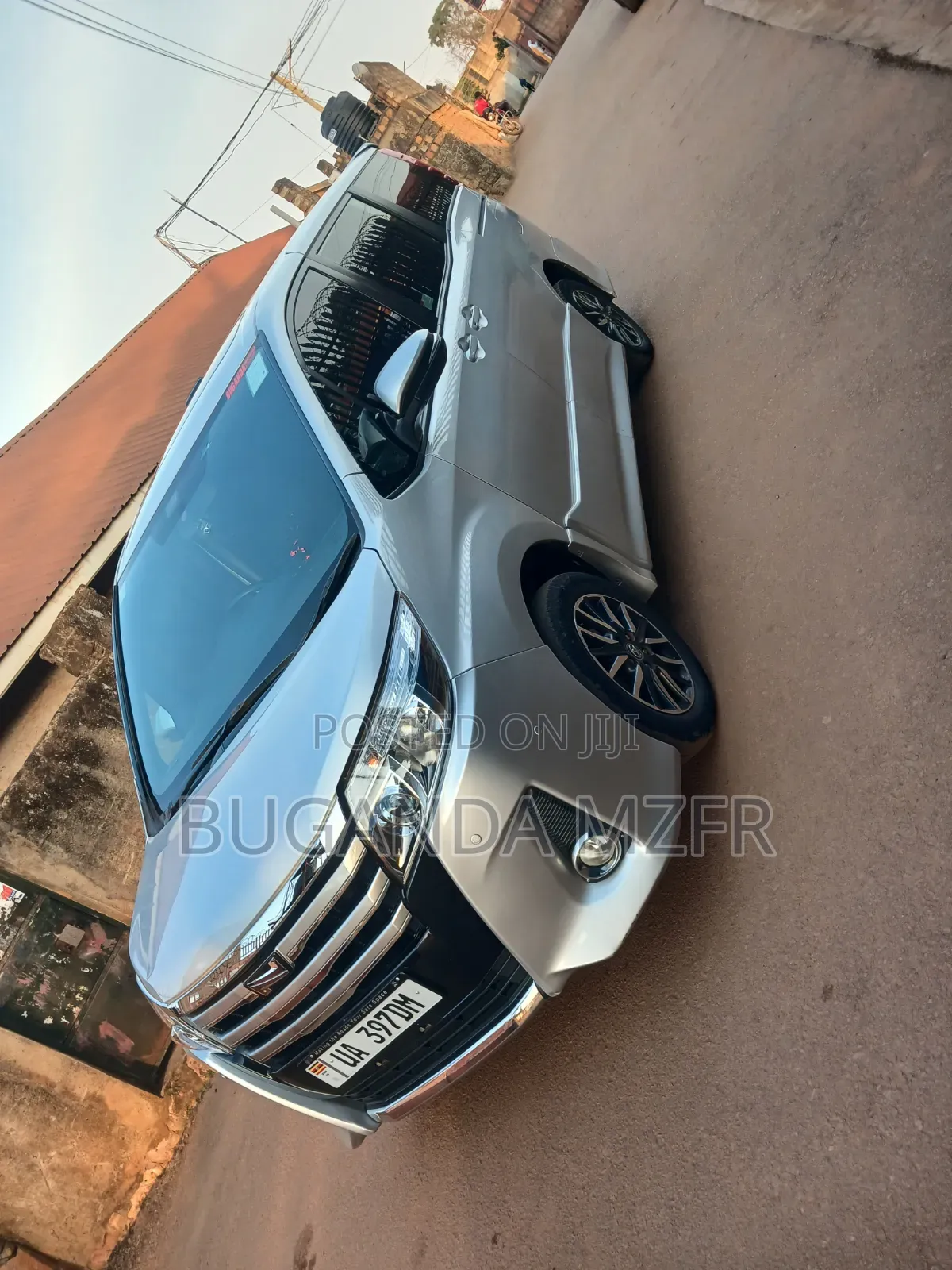 Toyota Noah 2016 Silver