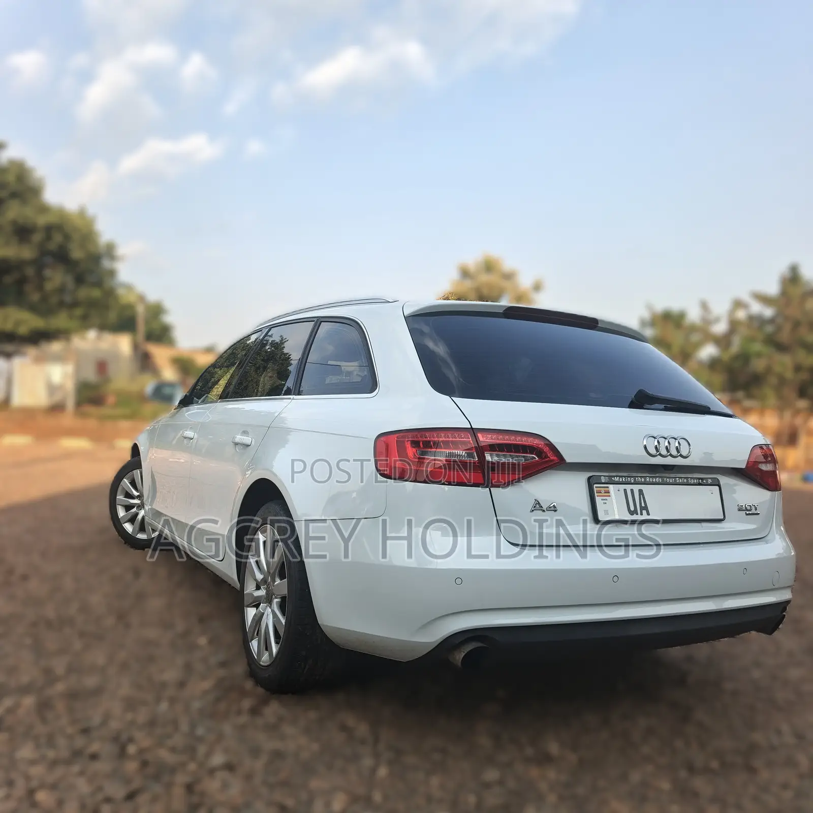 Audi A4 2.0T Avant Premium Quattro 2012 Pearl