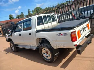 Toyota Hillux