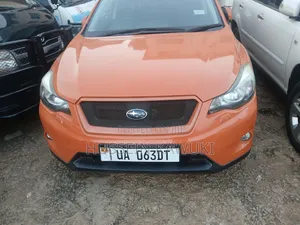 Subaru XV 2013 Orange