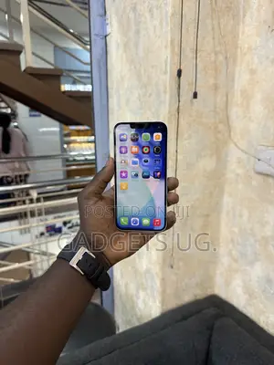 Apple iPhone 13 256 GB Pink