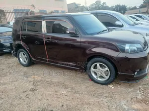Toyota Corolla Rumion 2010 Brown