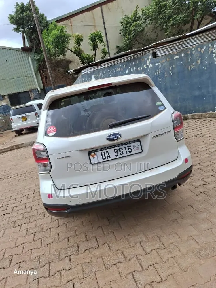 Subaru Forester 2.0XT Premium AWD 2017 White
