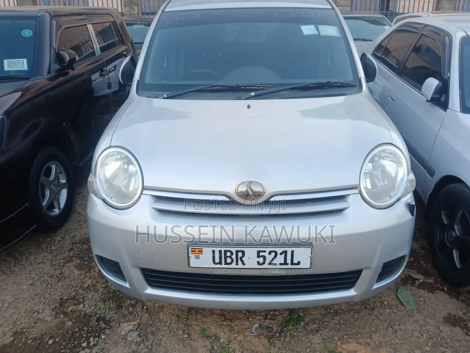 Toyota Sienta 2008 Silver