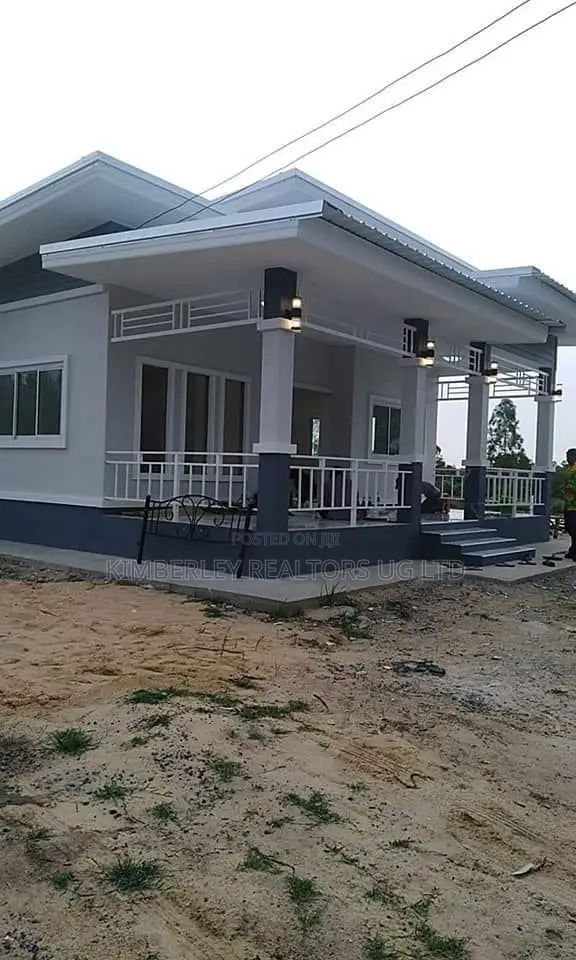 4bdrm House in Division A for sale