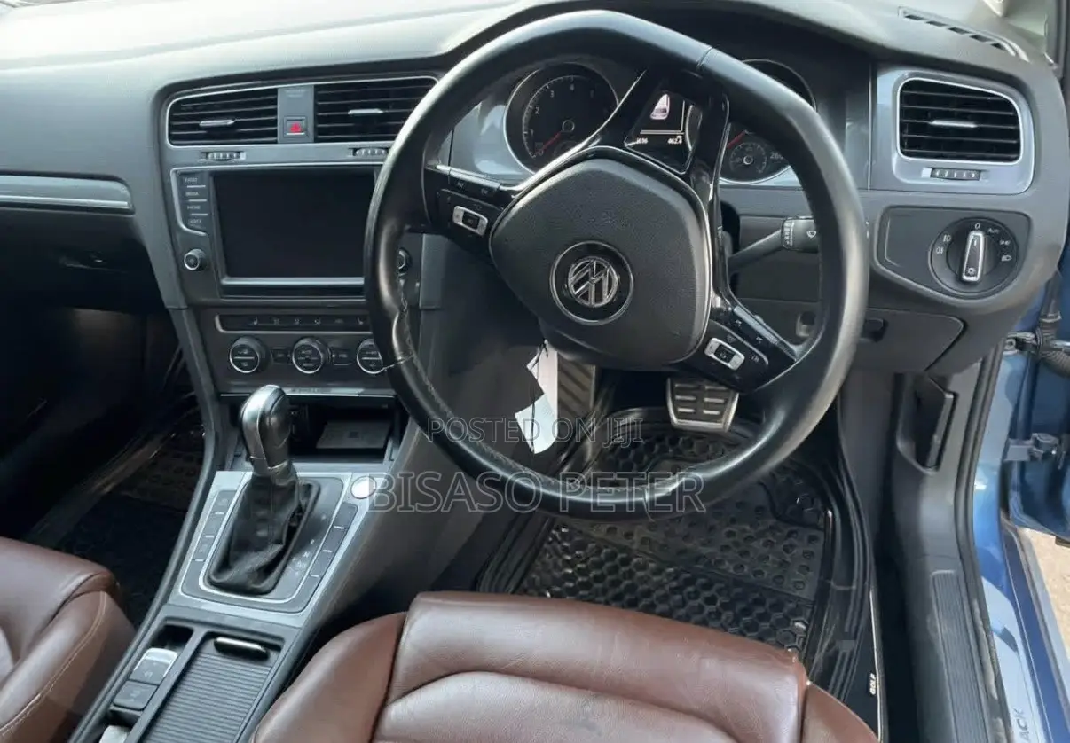 Volkswagen Golf 2015 Blue