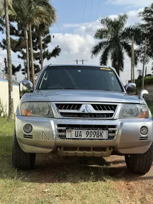 Mitsubishi Pajero 2007 Silver