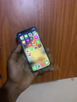 Apple iPhone X 64 GB Black