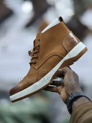 Urban Trek Lite Chelsea Boots Brown