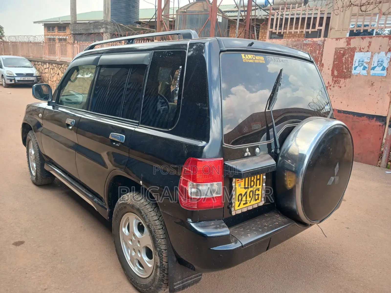 Mitsubishi Pajero IO 2004 Black