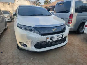 Toyota Harrier 2015 White