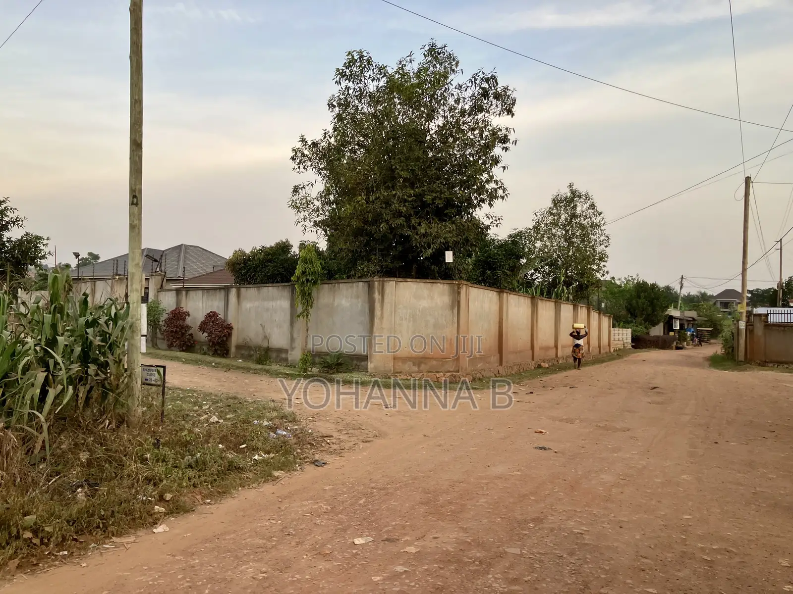 Kira Nsasa 12.8 Decimals Plot 85m (Negotiable)