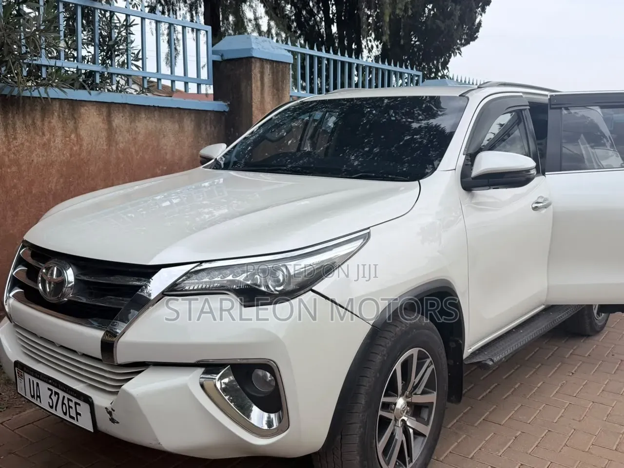 Toyota Fortuner 2018 Silver