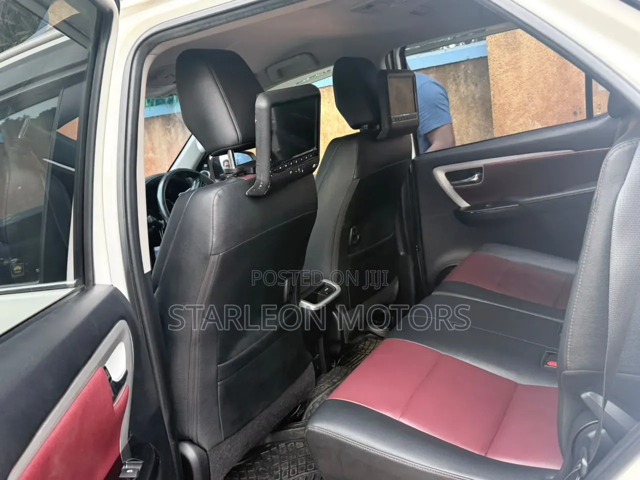 Toyota Fortuner 2018 Silver