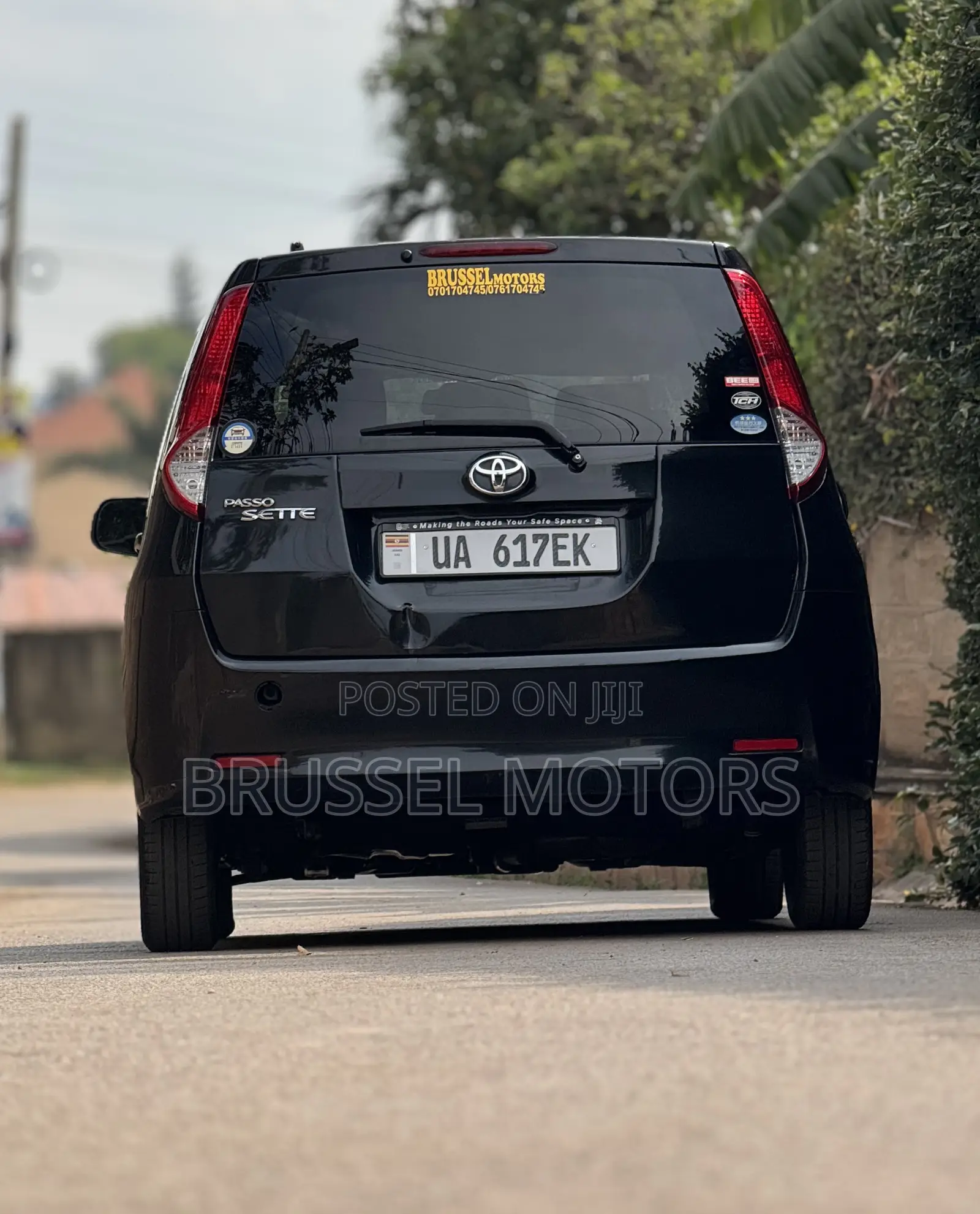 Toyota Passo Sette 1.5 FWD 2012 Black