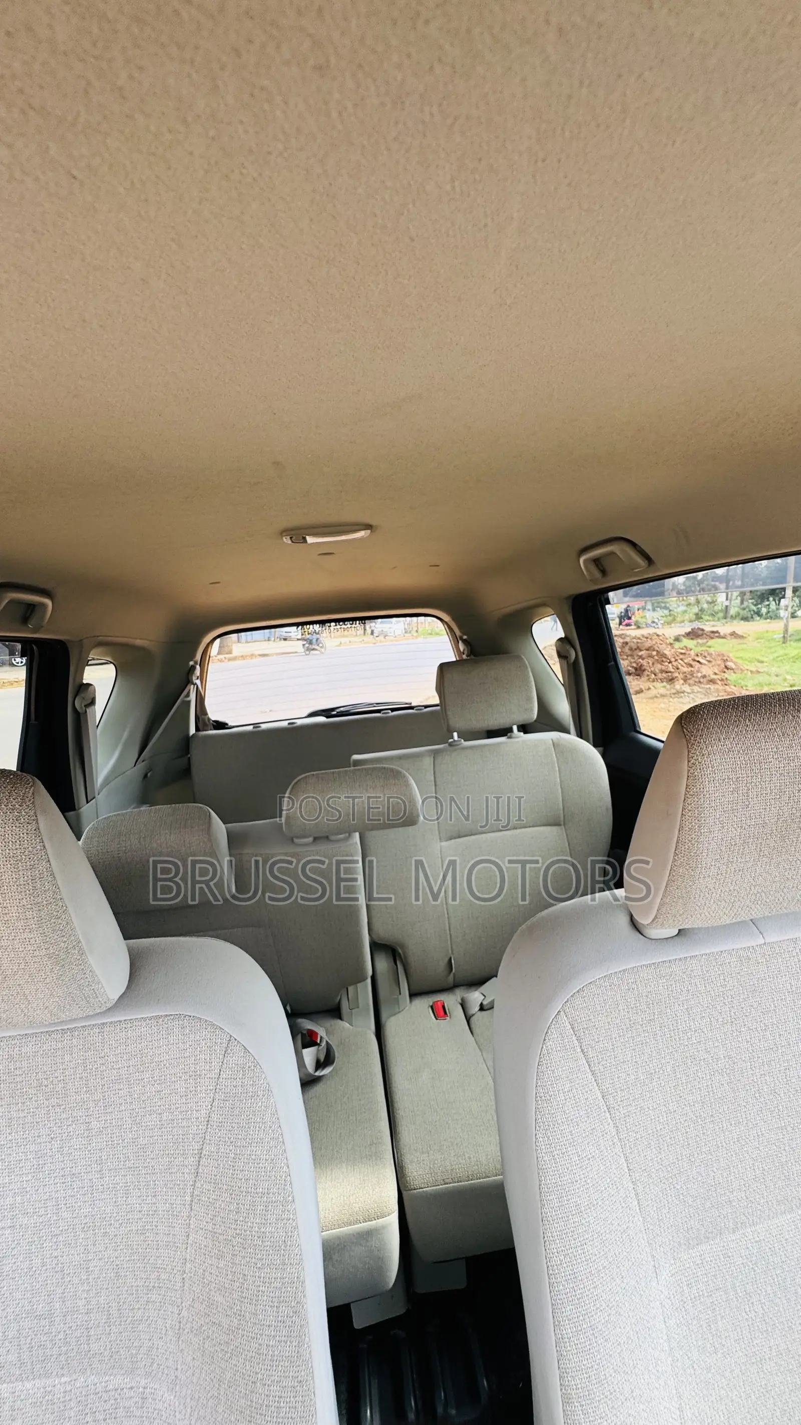 Toyota Passo Sette 1.5 FWD 2012 Black