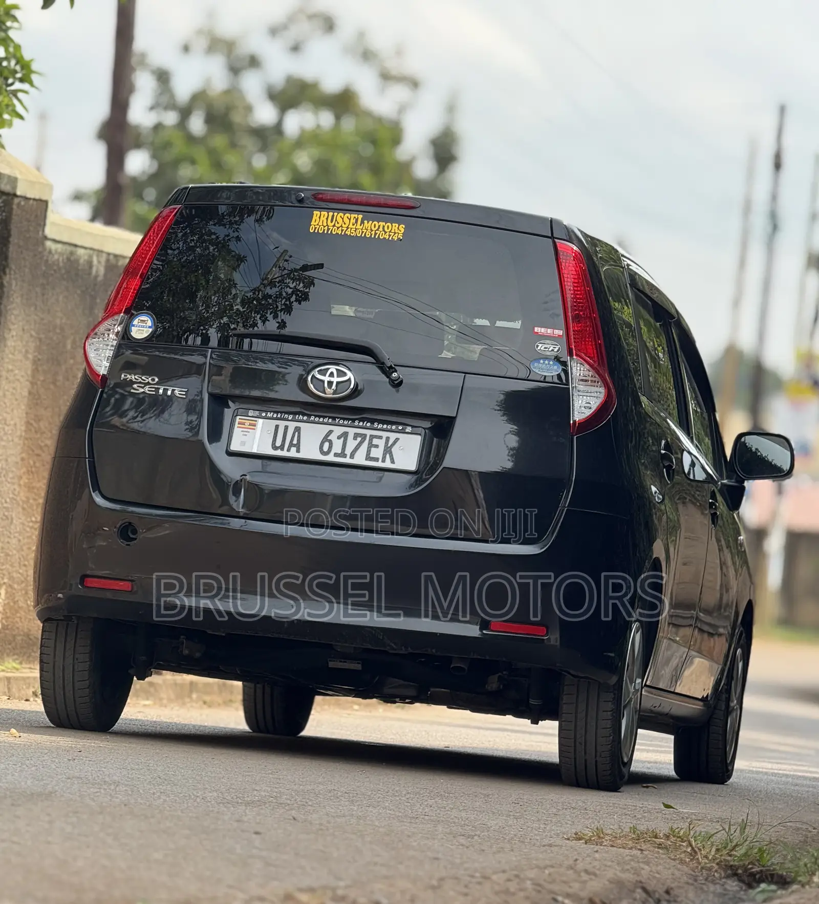 Toyota Passo Sette 1.5 FWD 2012 Black