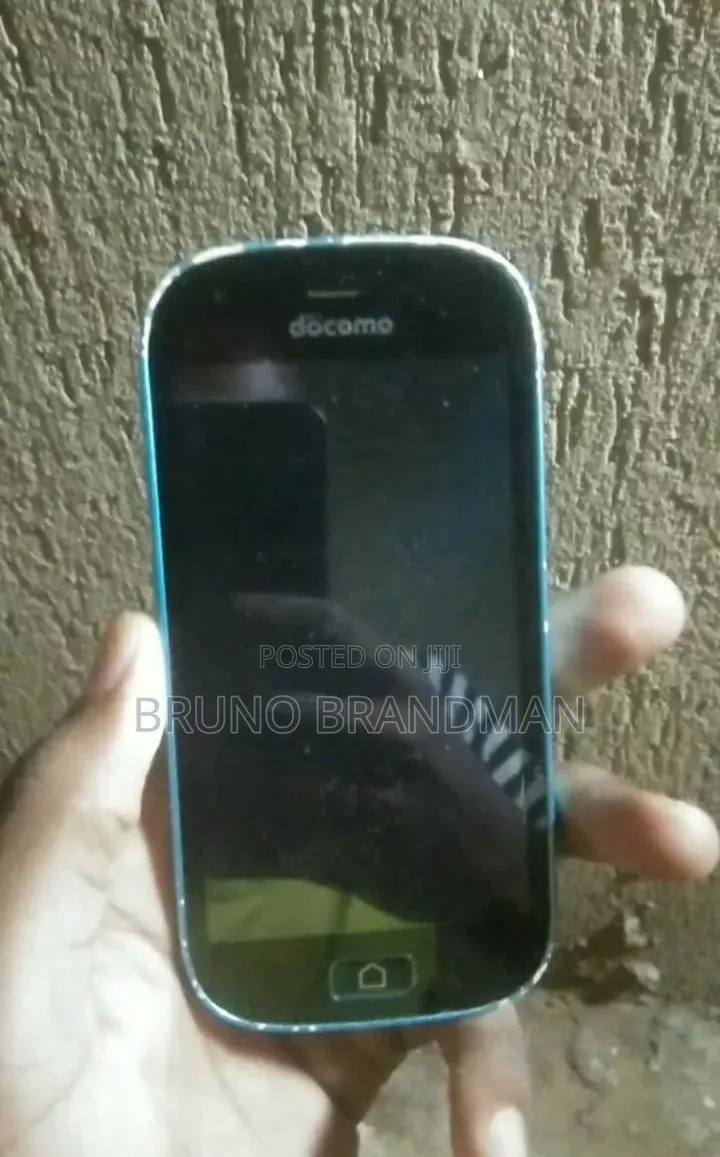 Mobile Phone 16 GB Blue