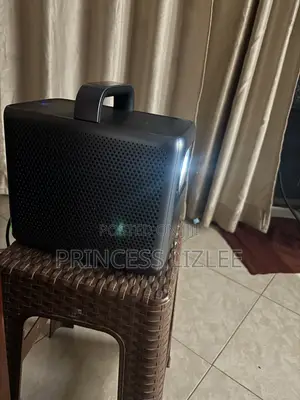 Portable Smart Projector