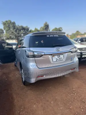 Toyota Wish 2014