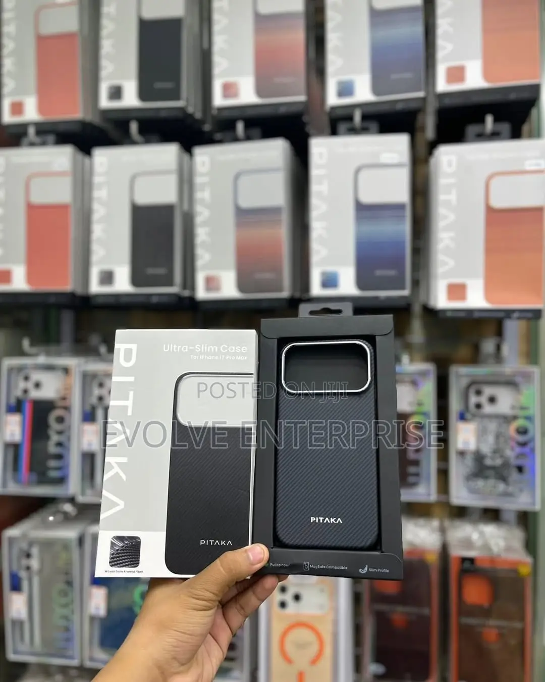 Pitaka-Style Aramind Fiber Case for the iPhone 17 Pro Max