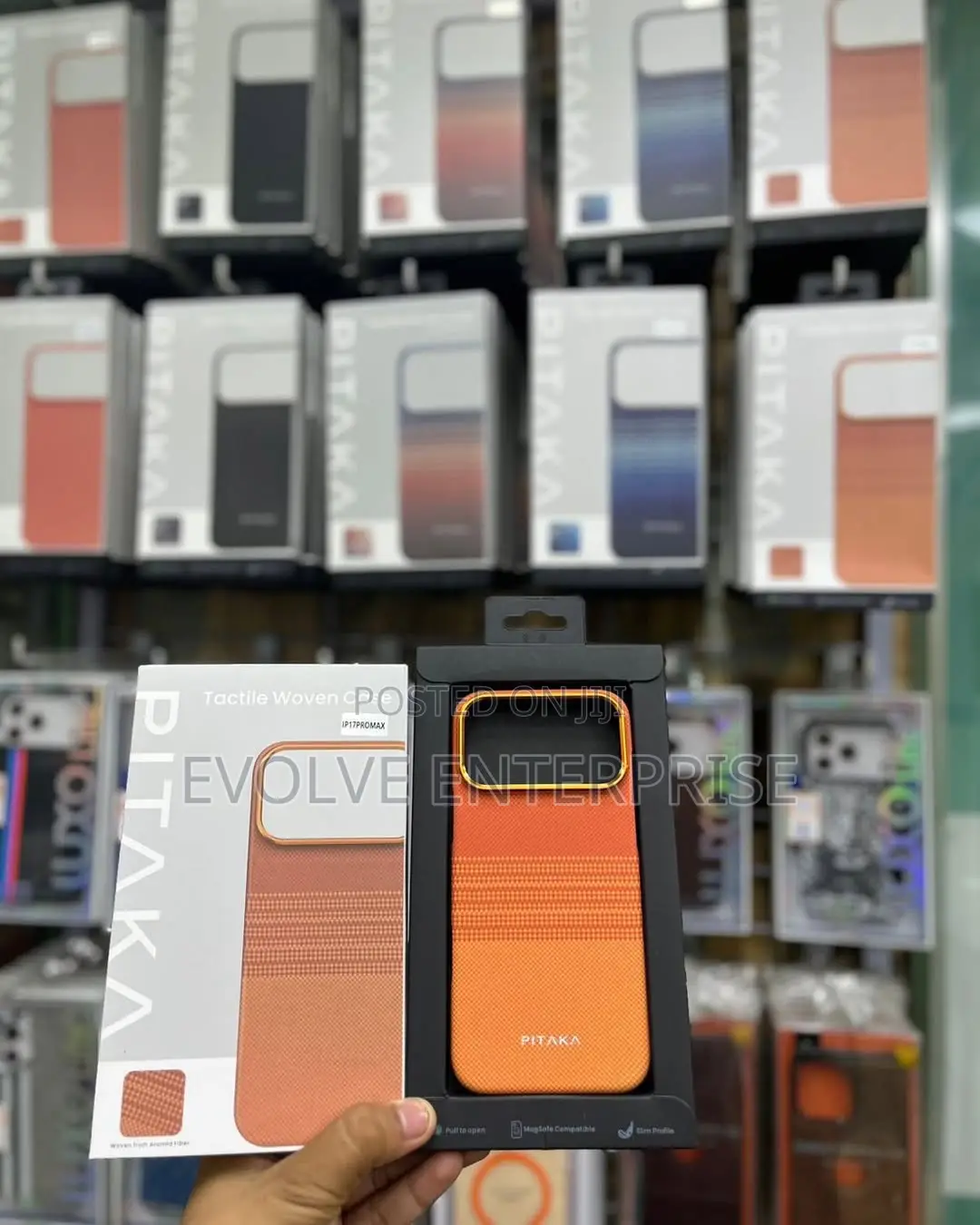 Pitaka-Style Aramind Fiber Case for the iPhone 17 Pro Max