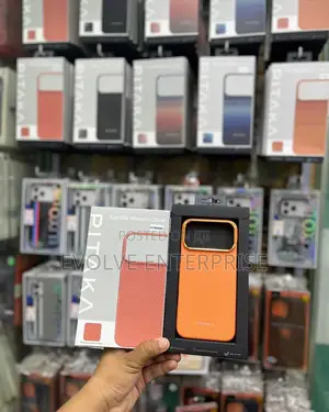 Pitaka-Style Aramind Fiber Case for the iPhone 17 Pro Max