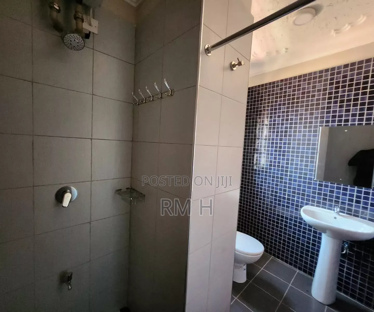 2bdrm Apartment in Muyenga, Central Division for rent