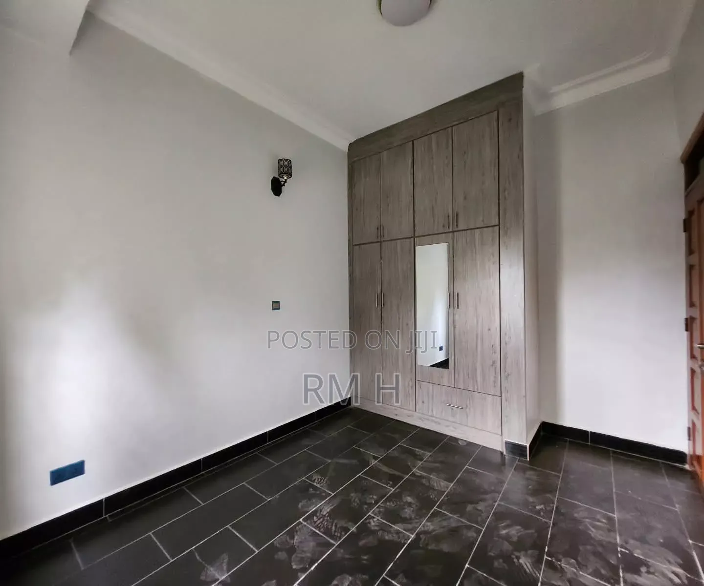 2bdrm Apartment in Nsambya, Central Division for rent