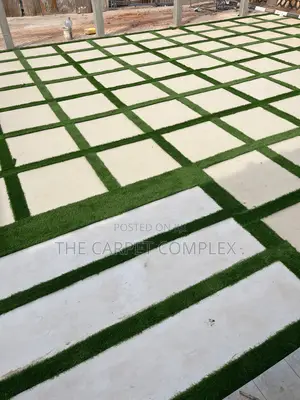 Hotel Grass View Beauty Per Squaremeter