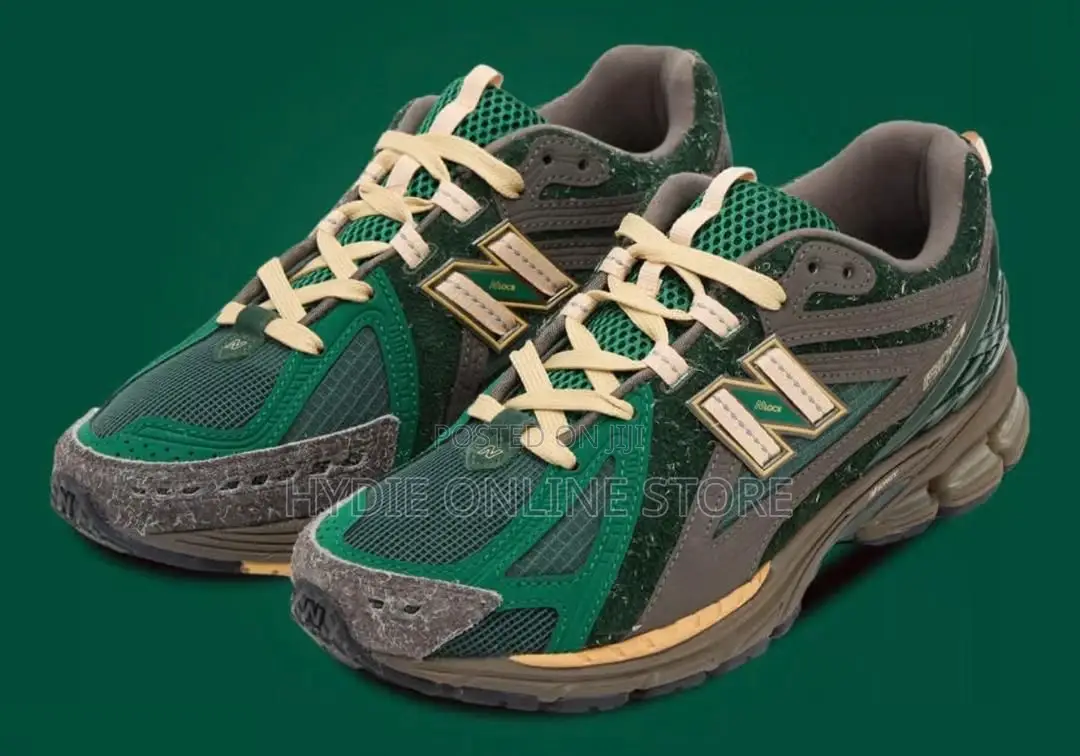 Classic N Sneakers