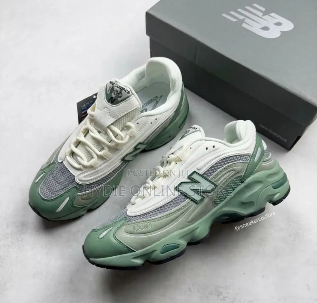 Classic N Sneakers