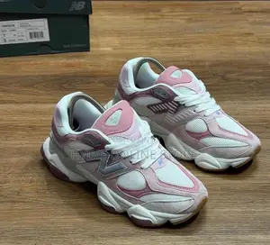 Classic N Sneakers