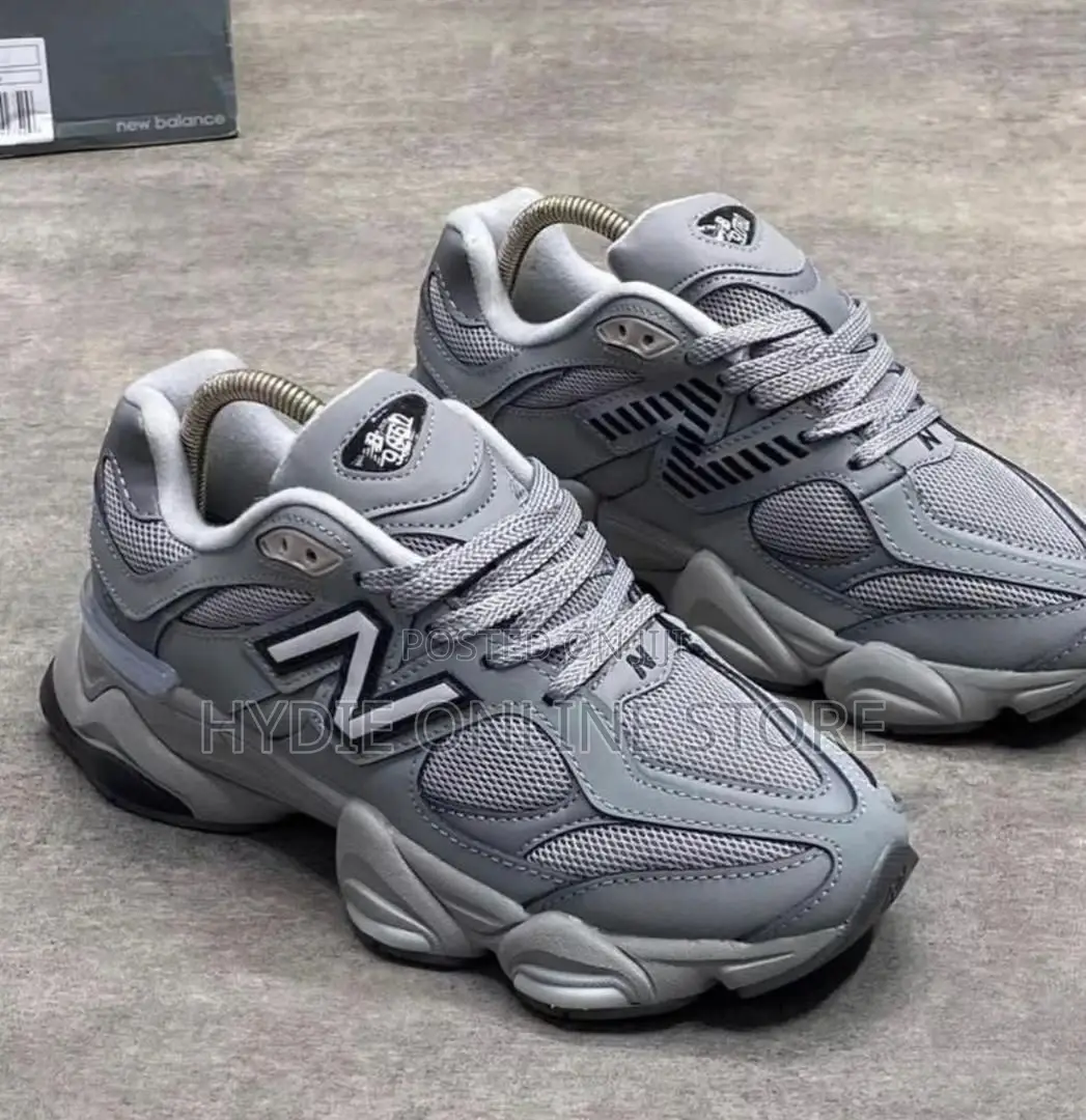 Classic N Sneakers