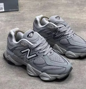 Classic N Sneakers