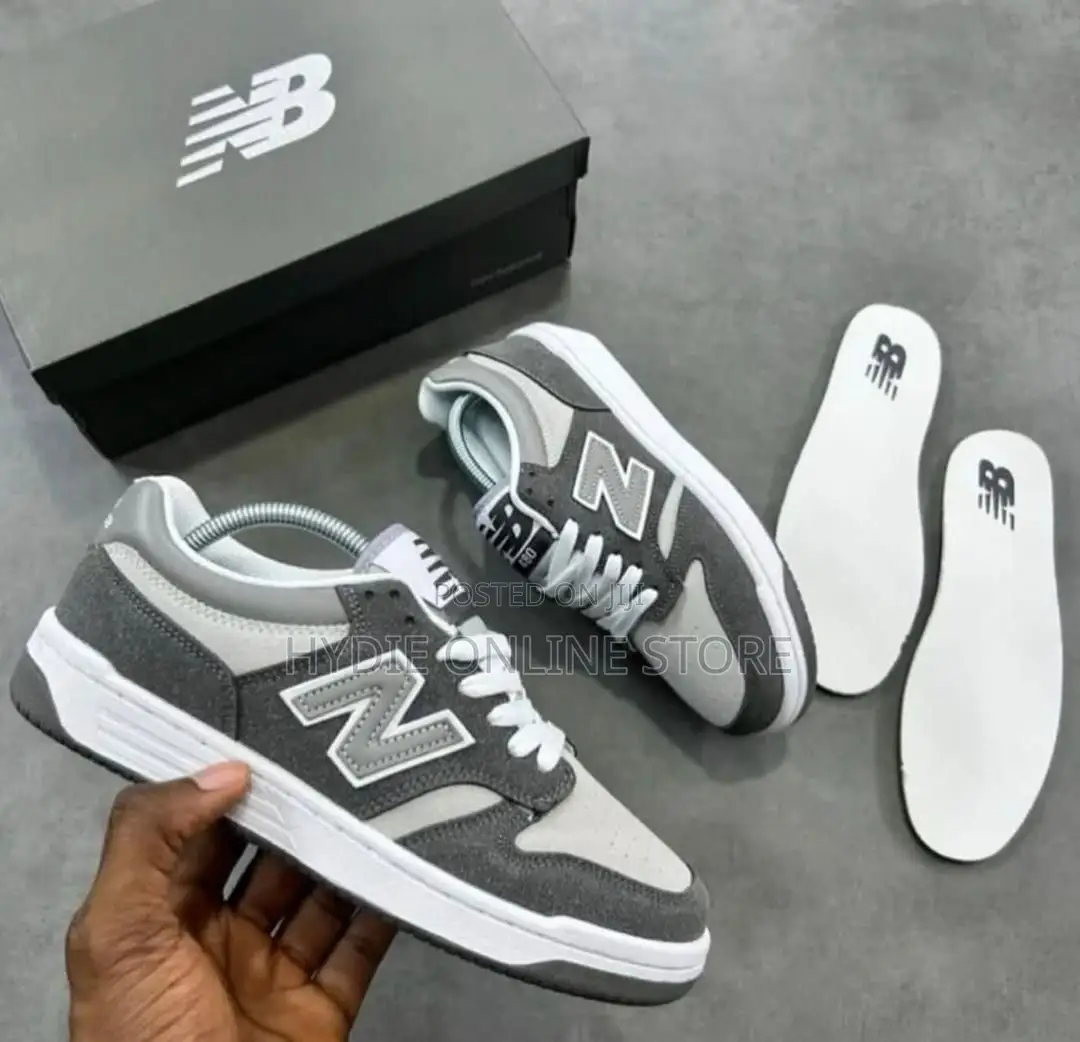 Classic N Unisex Sneakers