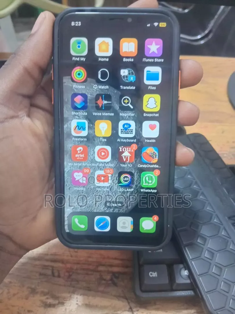Apple iPhone 15 128 GB Gray