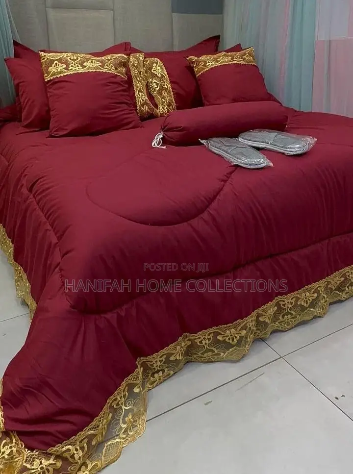 Maroon 12 Pieces Duvet