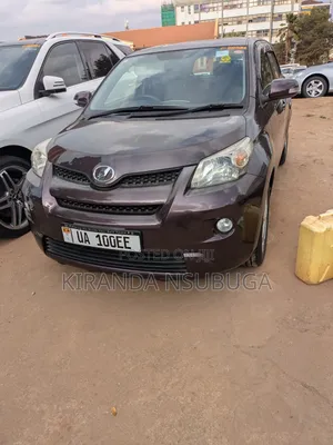 Toyota IST 2012 Brown
