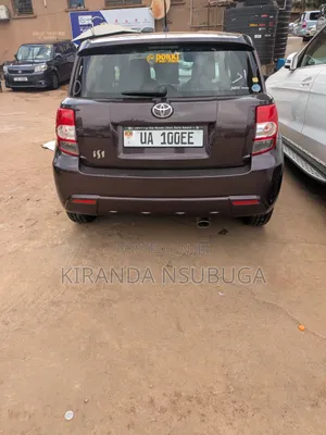 Toyota IST 2012 Brown