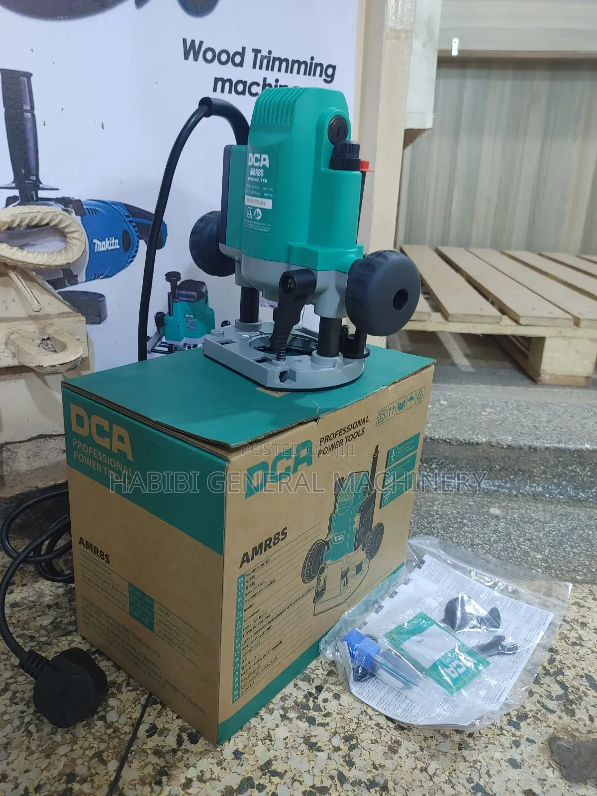 Corded Electric 900w Wood Routers Dca