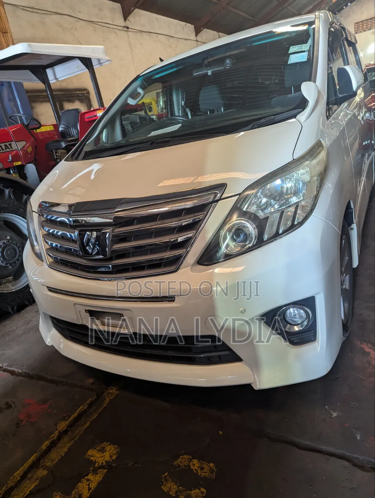 Toyota Alphard 2013 White
