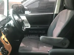 Toyota Noah 2012 Black