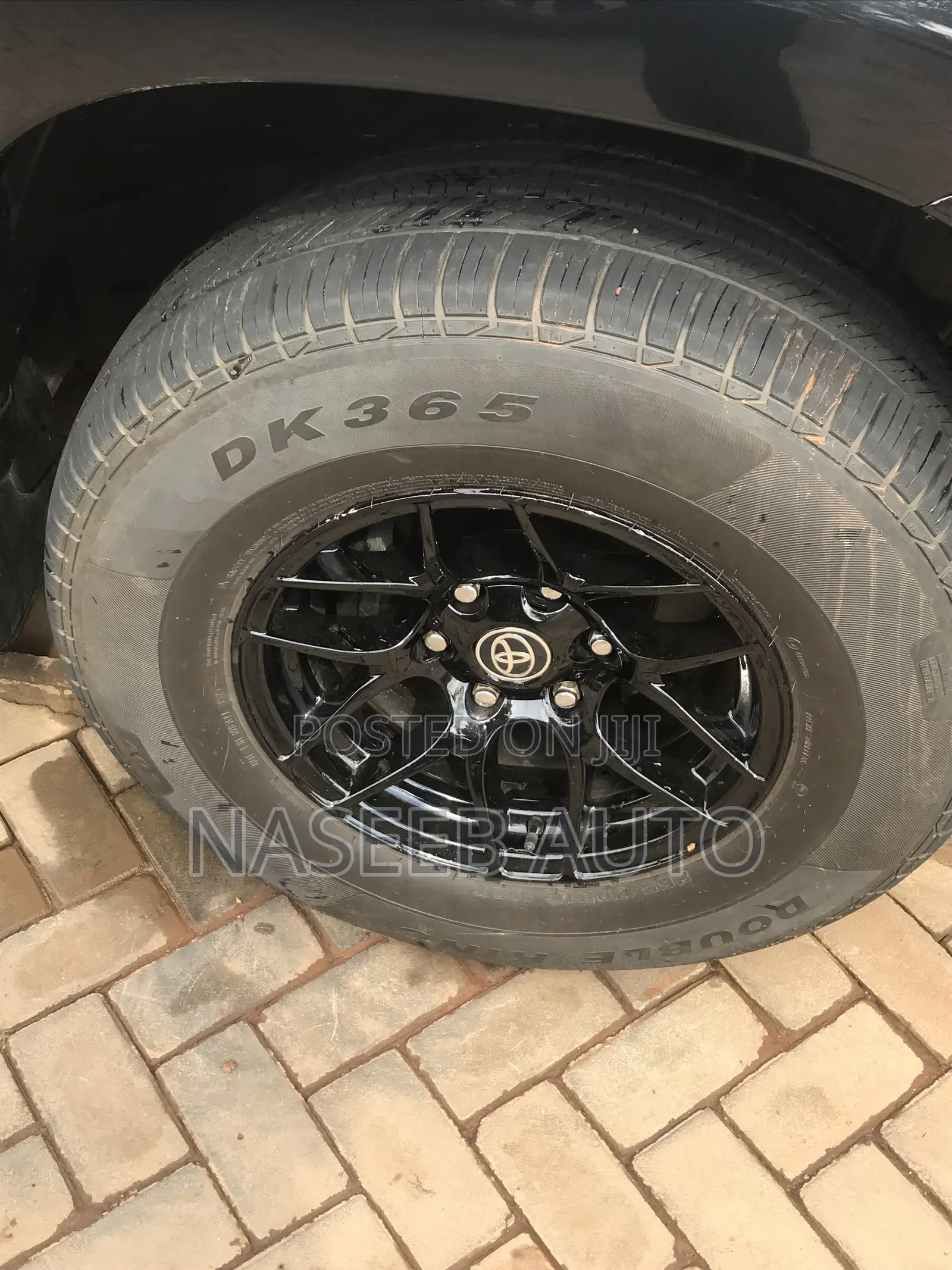 Toyota Hilux Surf 2009 Black
