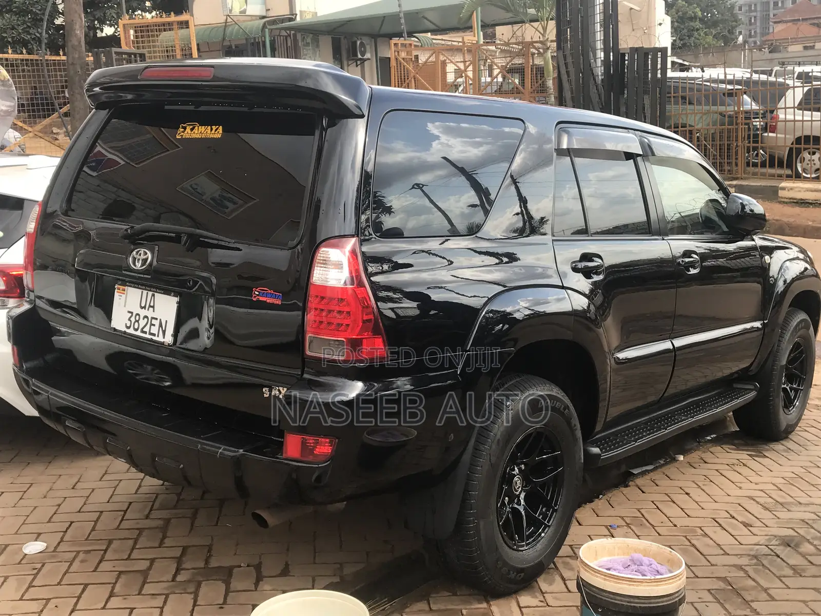Toyota Hilux Surf 2009 Black