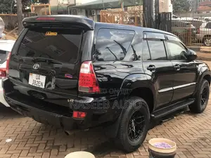 Toyota Hilux Surf 2009 Black