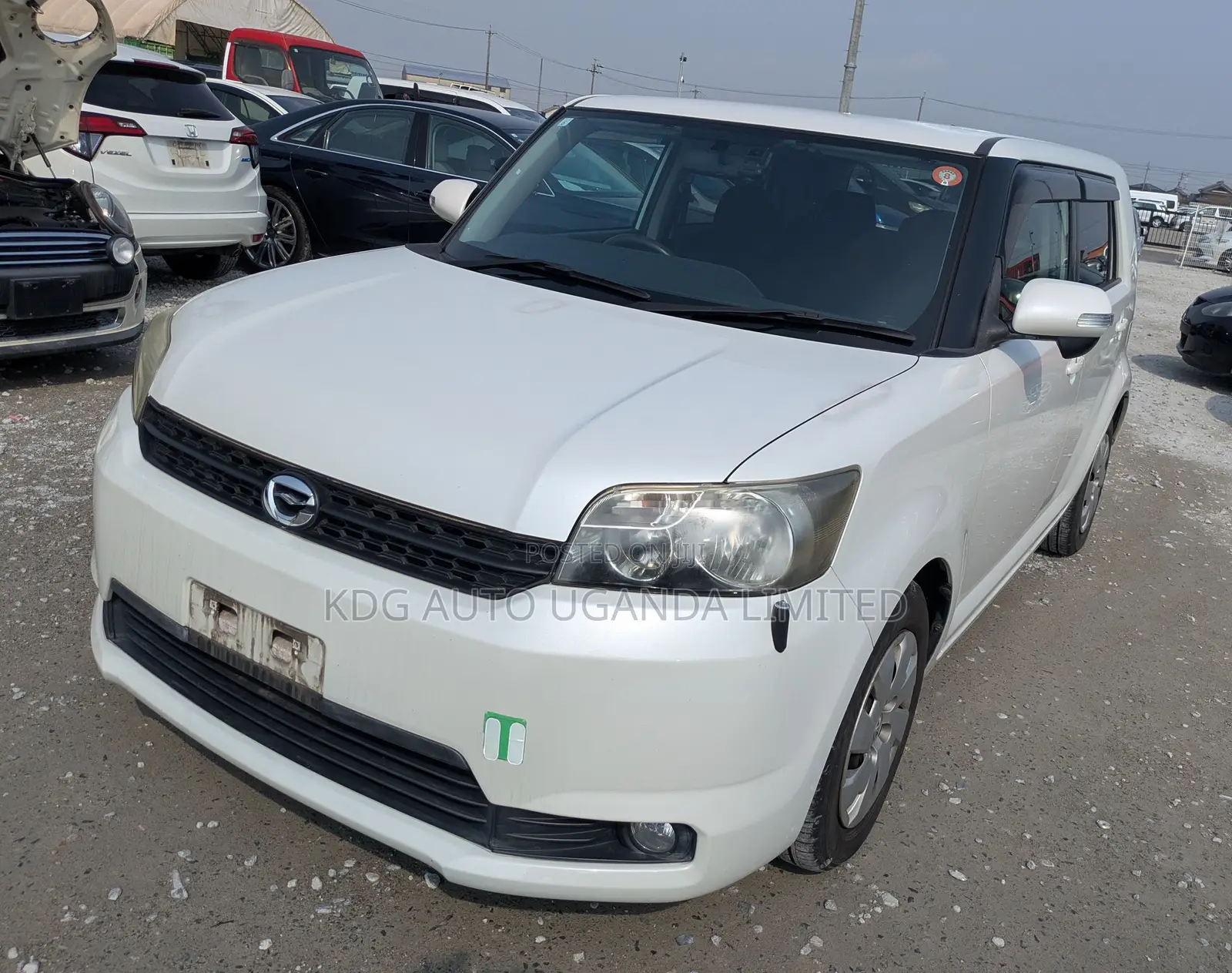 Toyota Corolla Rumion Hatchback 1.5 FWD 2013 Pearl