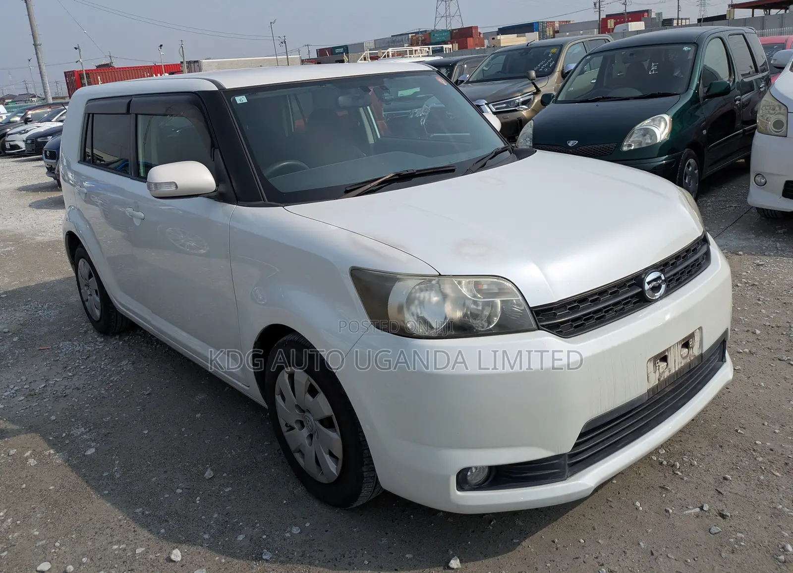 Toyota Corolla Rumion Hatchback 1.5 FWD 2013 Pearl