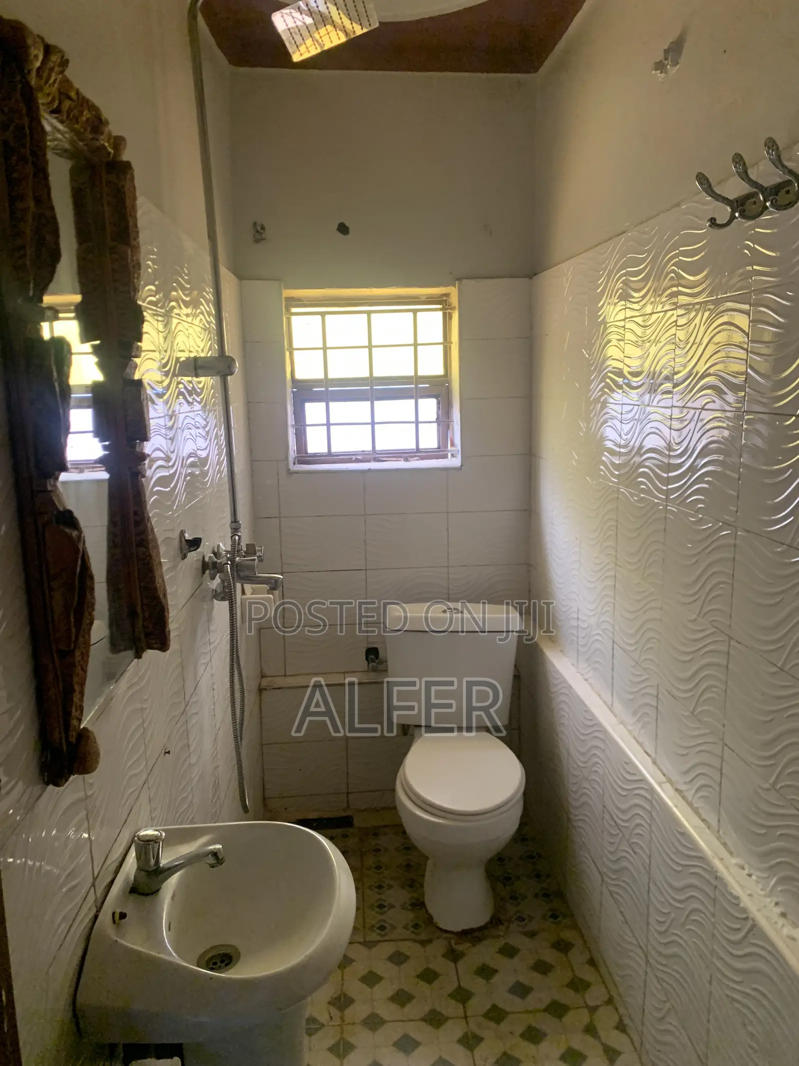 1bdrm Bungalow in Lak Estates, Makindye for rent